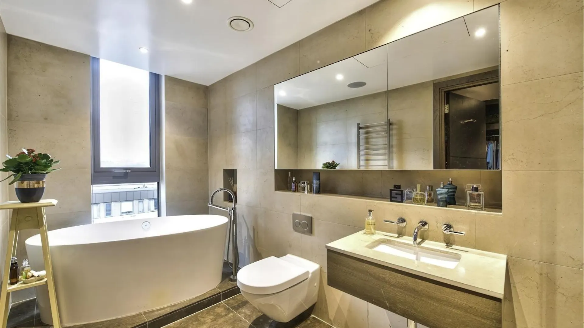 Whitecross Apartment London